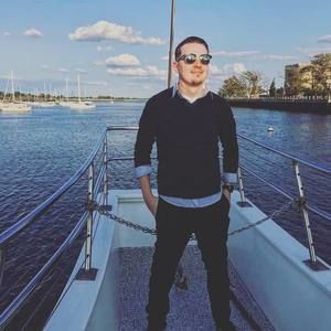 Meet your Posher, Chris